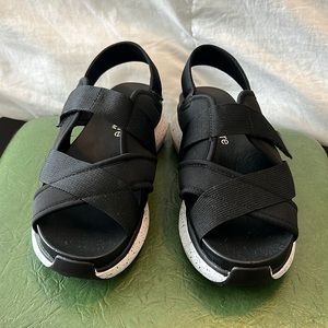 Nurture Canyon Platform Sandal